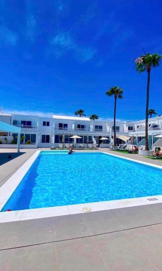 Daire View House *